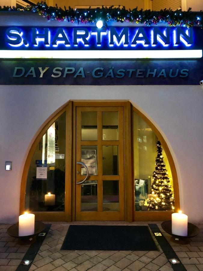 S.Hartmann Dayspa-Gästehaus Idar-Oberstein Exterior foto