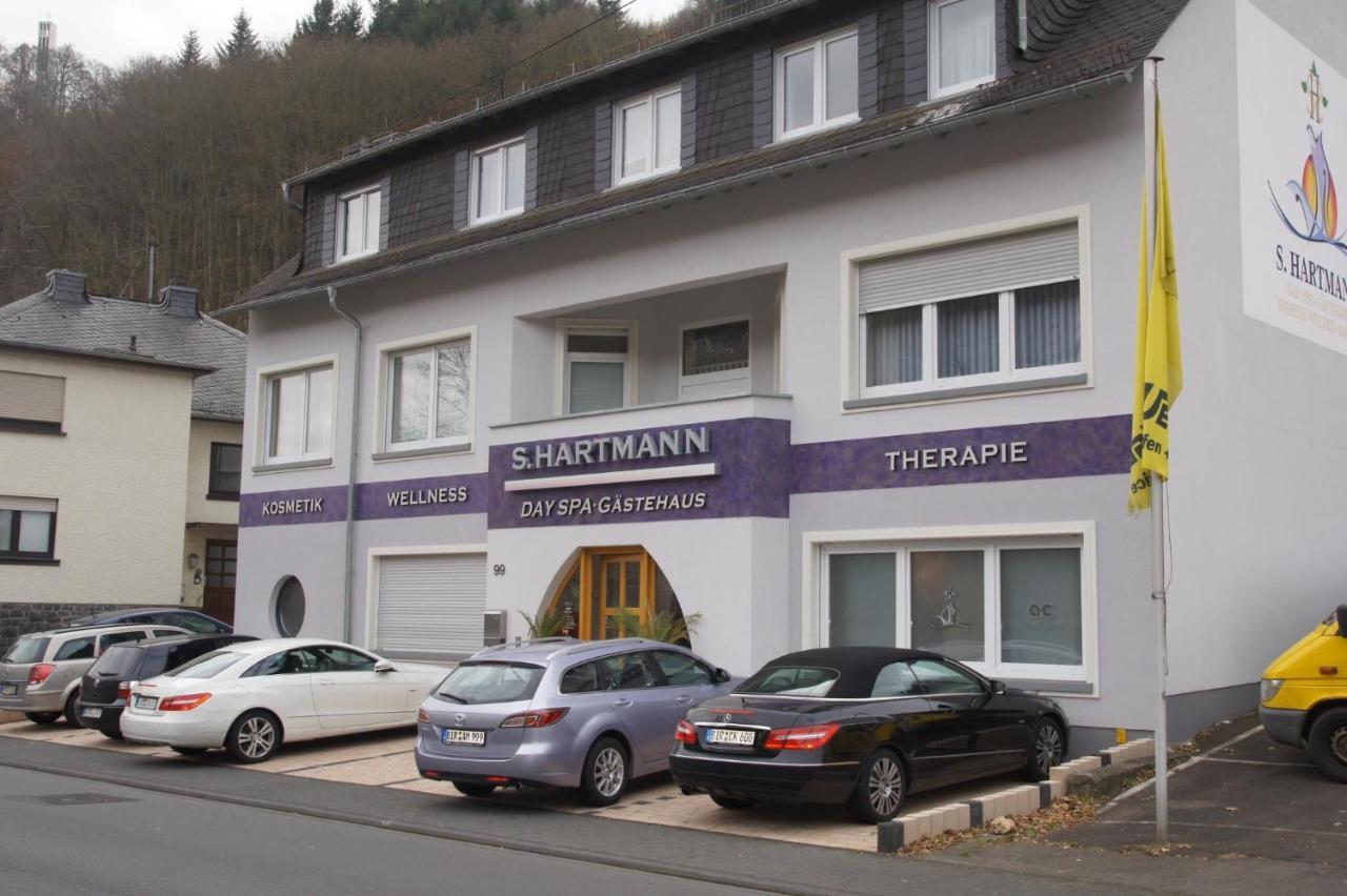 S.Hartmann Dayspa-Gästehaus Idar-Oberstein Exterior foto